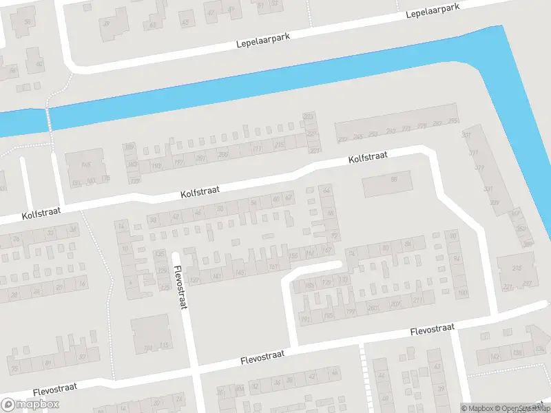 Brandweer met gepaste spoed naar de Van IJsendijkstraat in Purmerend vanwege een buitenbrand