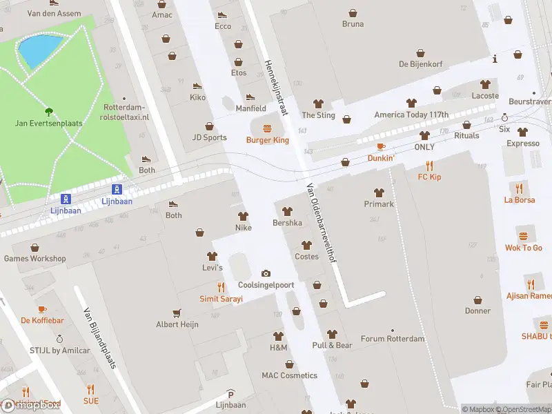 Ambulance met gepaste spoed naar de Lijnbaan in Rotterdam