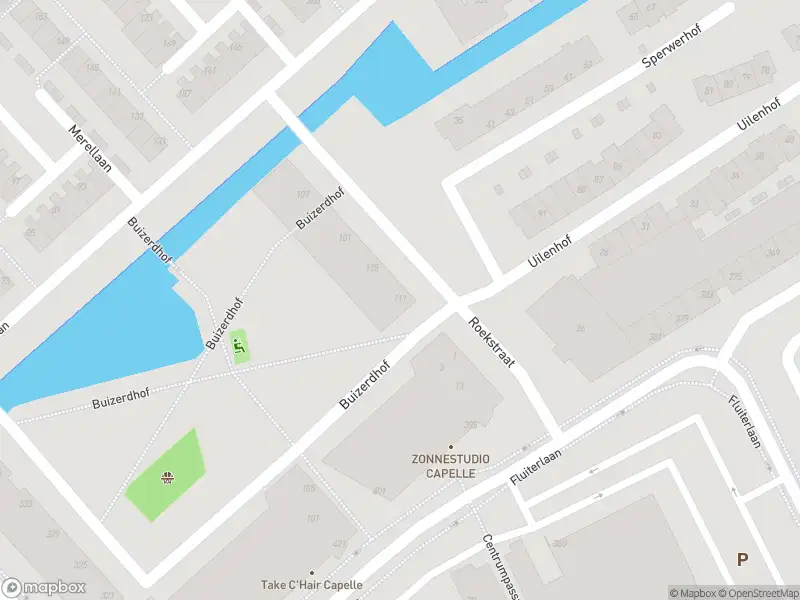 Ambulance met gepaste spoed naar de Roekstraat in Capelle aan den IJssel