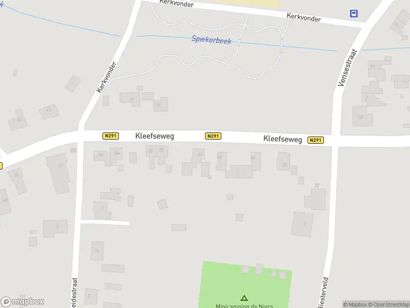 Brandweer en politie met grote spoed naar de Kleefseweg in Ven-Zelderheide vanwege waarnemen gaslucht