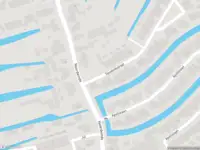 Ambulance met grote spoed naar de Spoetnikstraat in Oostzaan