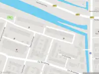 Ambulance met grote spoed naar de Zaanweg in Wormerveer