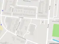 Ambulance met grote spoed naar de Tromplaan in Hendrik-Ido-Ambacht