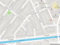 Ambulance met gepaste spoed naar de Van Oorschotstraat in Haarlem