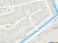 Ambulance met grote spoed naar de Desertosingel in Capelle aan den IJssel