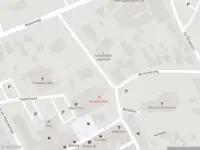 Brandweer met grote spoed naar de Raadhuisstraat in Loppersum vanwege afgaan automatisch brandalarm