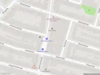 Ambulance met grote spoed naar de Benthuizerstraat in Rotterdam