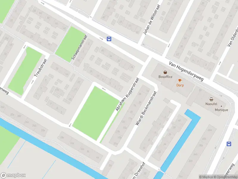 Ambulance met grote spoed naar de Talmastraat in Alblasserdam