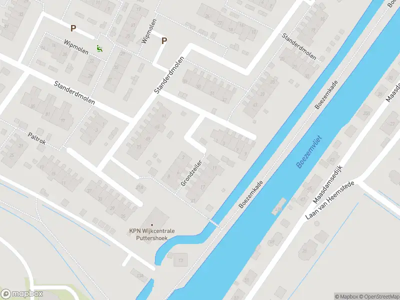 Ambulance met grote spoed naar de Grondzeiler in Puttershoek