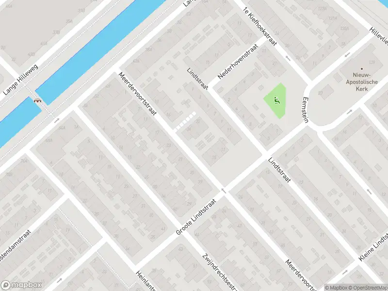 Ambulance met grote spoed naar de Meerdervoortstraat in Rotterdam