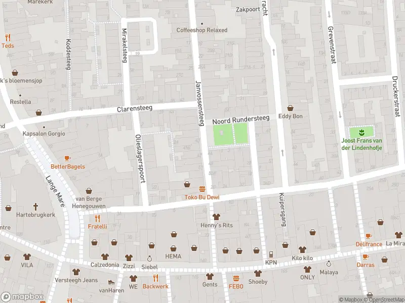 Ambulance met gepaste spoed naar de Lange Sint Agnietenstraat in Leiden