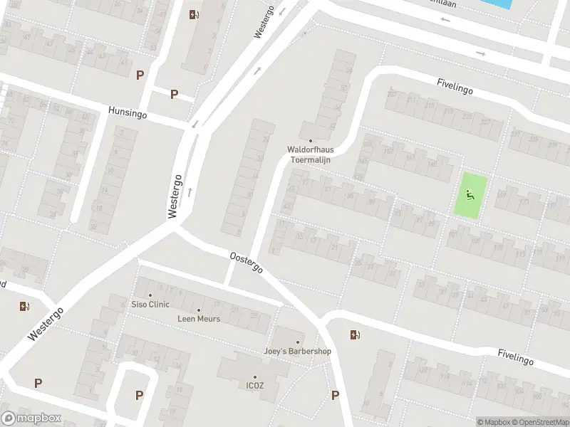 Ambulance met grote spoed naar de Fivelingo in Zoetermeer