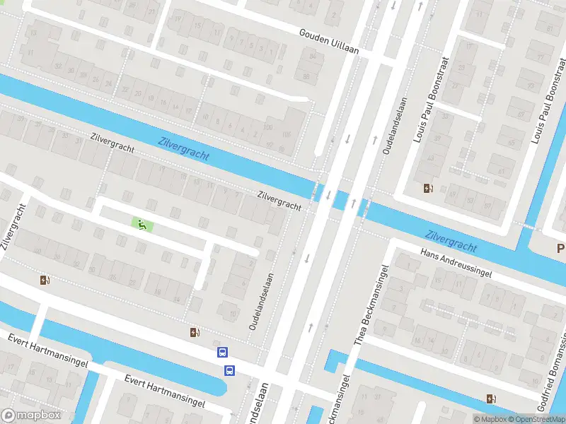 Ambulance met gepaste spoed naar de Zilvergracht in Berkel en Rodenrijs