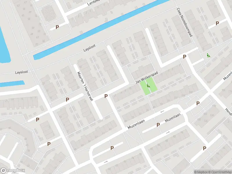 Ambulance met grote spoed naar de Simon Vinkenoogstraat in Leiderdorp