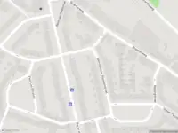 Brandweer met gepaste spoed naar de Kardinaal van Rossumplein in Maastricht vanwege een liftopsluiting