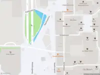 Brandweer met grote spoed naar de Raadhuisplein in Emmen