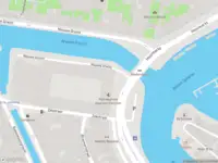 Ambulance naar de Schipholweg in Haarlem