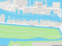 Ambulance met gepaste spoed naar de Boeierspad in Amsterdam