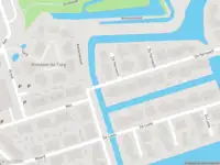 Ambulance met grote spoed naar de De Harnasch in Pijnacker