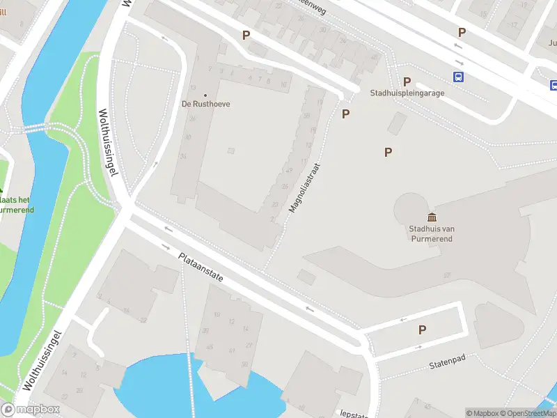 Ambulance met gepaste spoed naar de Magnoliastraat in Purmerend