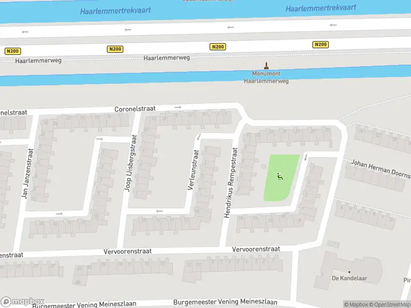 Ambulance met grote spoed naar de Verleunstraat in Amsterdam