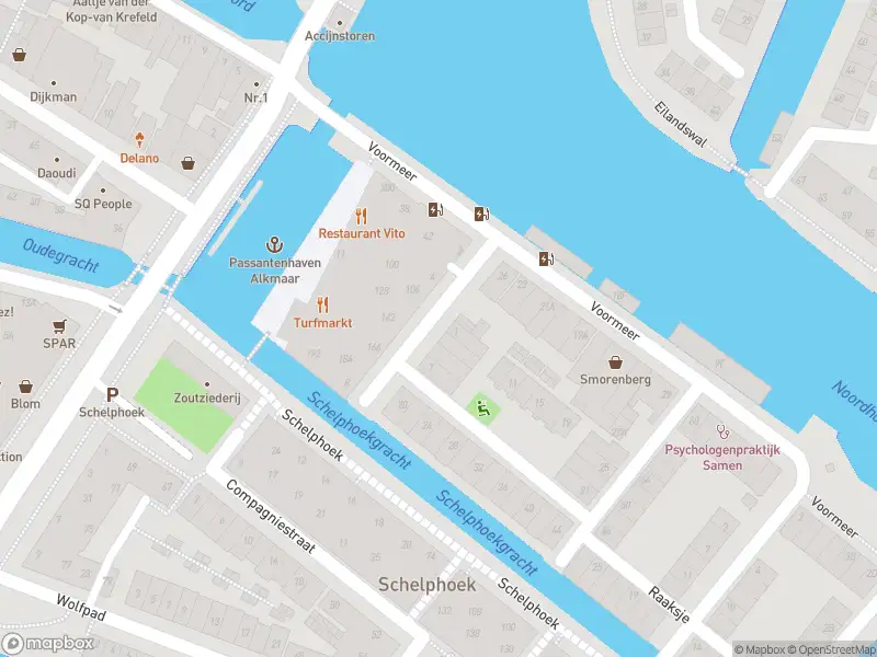 Ambulance met gepaste spoed naar de Zandersbuurt in Alkmaar