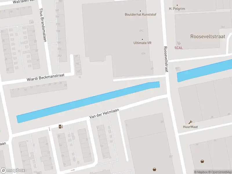 Ambulance met grote spoed naar de Berlagestraat in Leiden