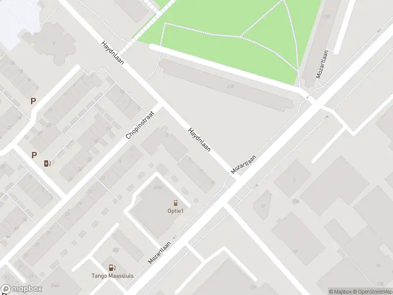 Ambulance met grote spoed naar de Mozartlaan in Maassluis