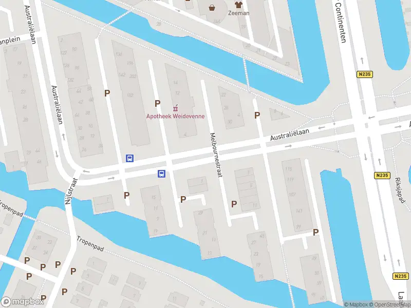 Ambulance met grote spoed naar de Melbournestraat in Purmerend