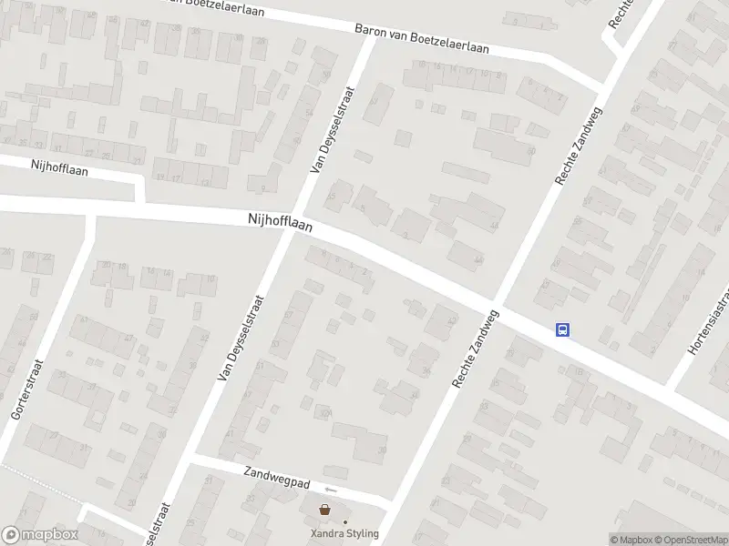 Ambulance met gepaste spoed naar de Nijhofflaan in Dordrecht