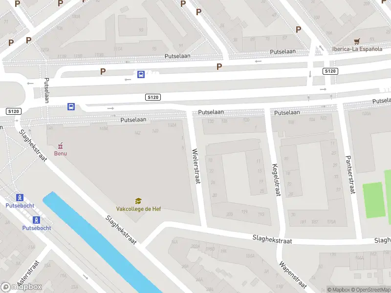 Ambulance met gepaste spoed naar de Wielerstraat in Rotterdam