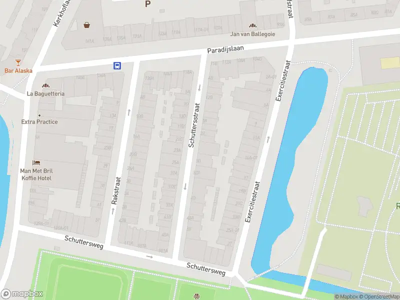 Ambulance met gepaste spoed naar de Schuttersstraat in Rotterdam