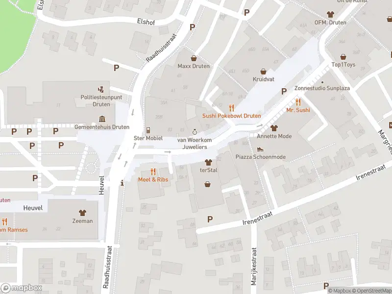 Politie naar de Raadhuisstraat in Druten vanwege aanrijding met letsel