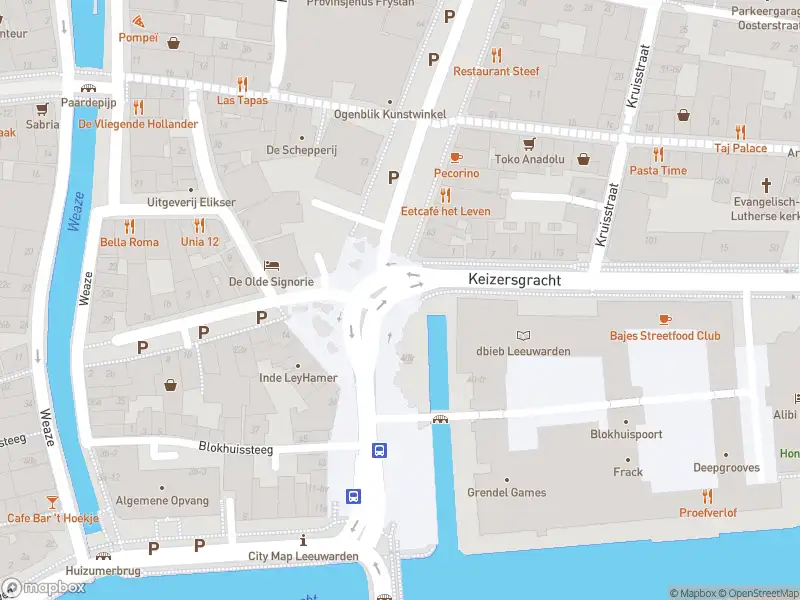 Brandweer met gepaste spoed naar de Ritsumastraat in Leeuwarden vanwege afgaan rookmelder