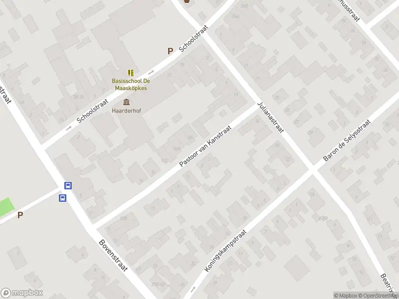 Brandweer met grote spoed naar de Pastoor van Kanstraat in Maastricht vanwege voertuigbrand