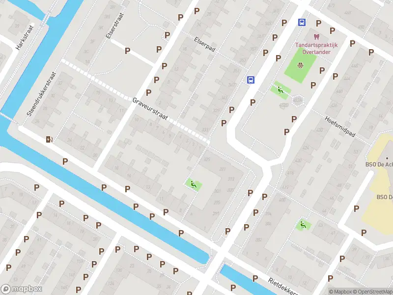 Ambulance met gepaste spoed naar de Graveurstraat in Purmerend