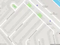 Ambulance met grote spoed naar de Anna van Burenstraat in Amsterdam