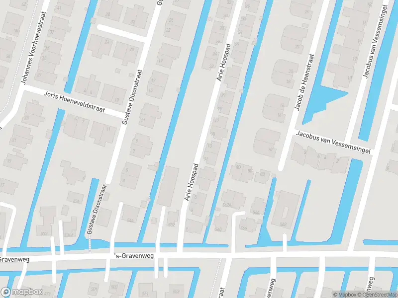 Ambulance met grote spoed naar de Arie Hoospad in Rotterdam