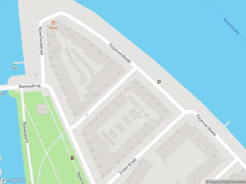 Ambulance met grote spoed naar de Dillenburgstraat in Rotterdam