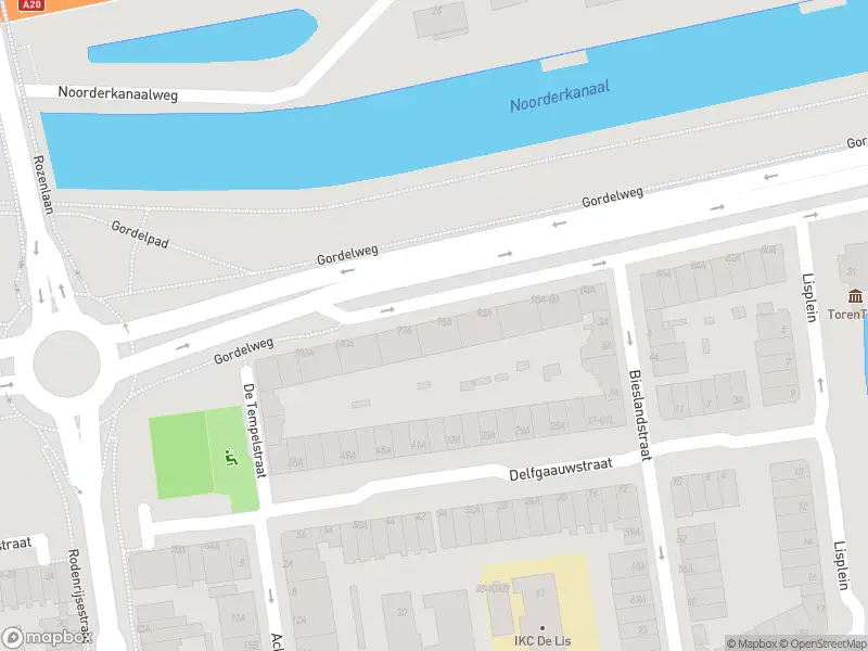 Ambulance met gepaste spoed naar de Gordelweg in Rotterdam