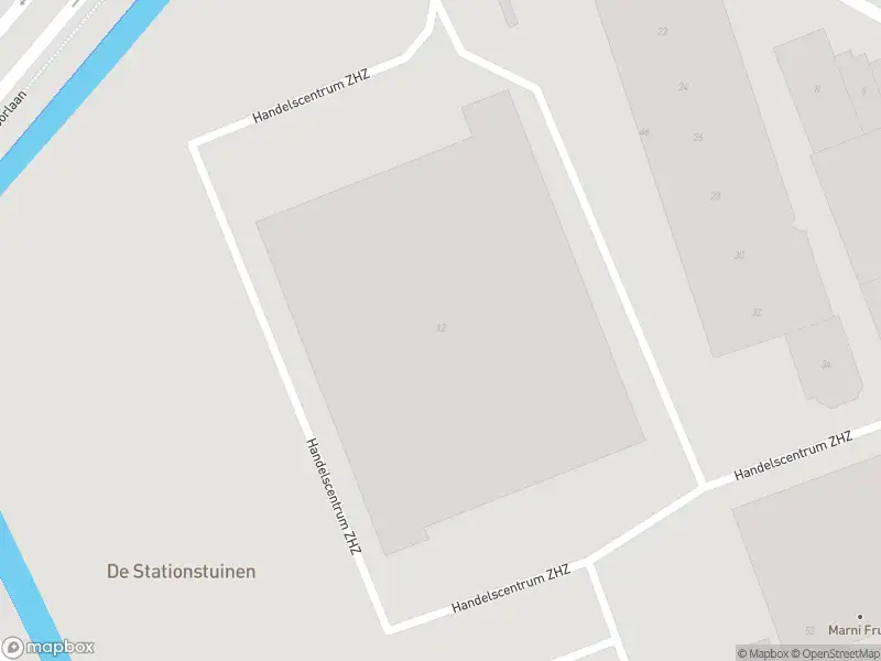 Ambulance met grote spoed naar de Spoorlaan in Barendrecht