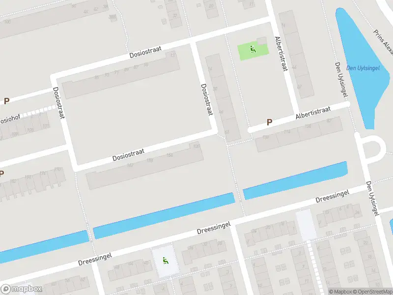 Ambulance met grote spoed naar de Dosiostraat in Rotterdam