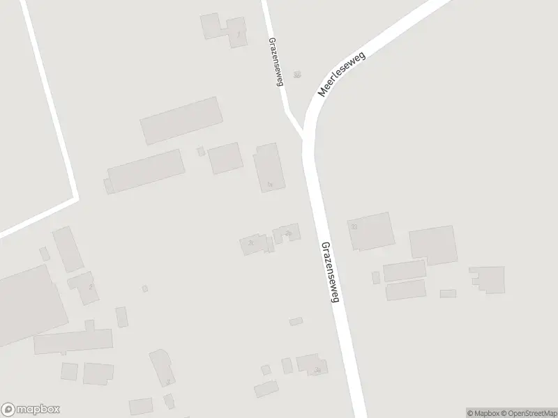 Brandweer met gepaste spoed naar de Grazenseweg in Strijbeek