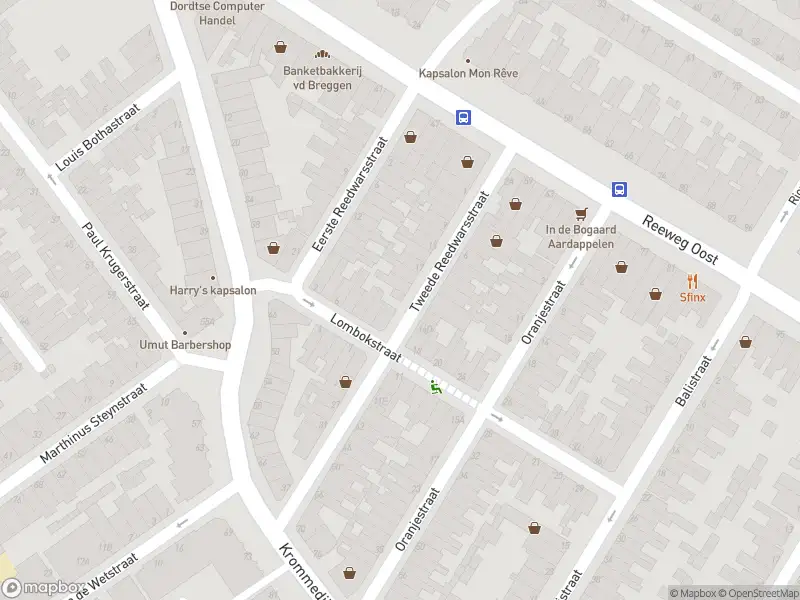 Ambulance met gepaste spoed naar de Tweede Reedwarsstraat in Dordrecht