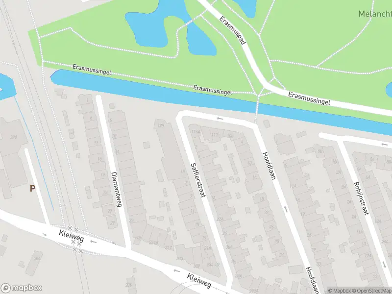 Ambulance met grote spoed naar de Saffierstraat in Rotterdam