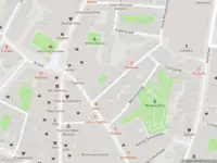 Ambulance met gepaste spoed naar de Grote Markt in Haarlem