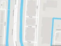 Ambulance met grote spoed naar de Brugge in Barendrecht