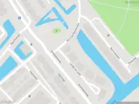 Ambulance met grote spoed naar de Landje van Spek in Leiderdorp