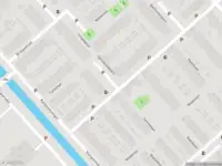 Ambulance met grote spoed naar de Gymnastiekplein in 's-Gravenhage