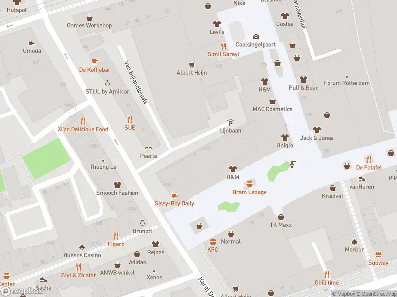 Brandweer met gepaste spoed naar de Crispijnstraat in Rotterdam vanwege een liftopsluiting